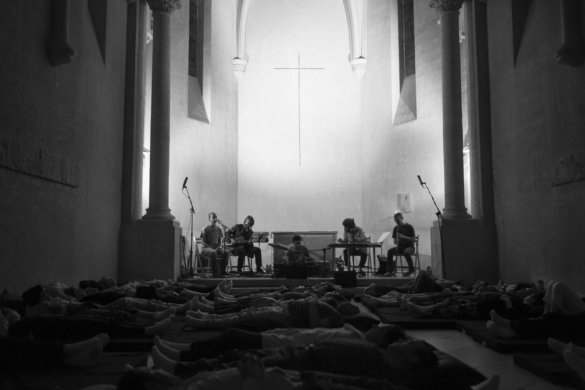 נועם ענבר - SLEEP-INSIDE-NEW