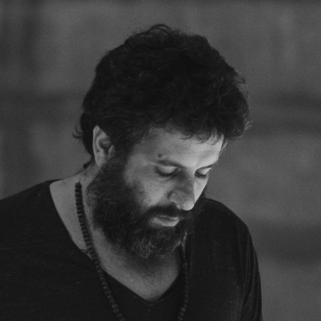 Gabi Karichli , scenography