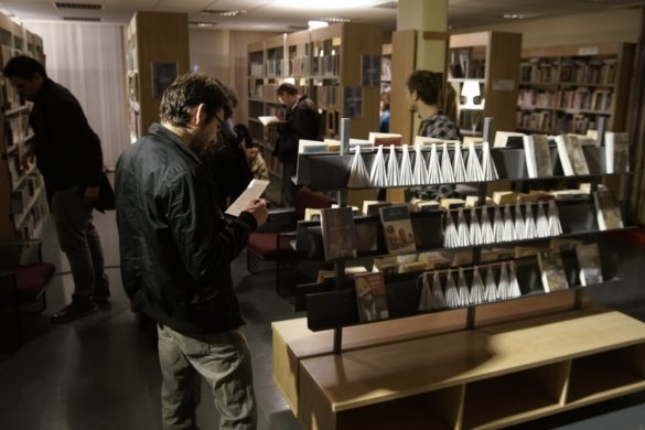 סִפְרִיָּה בַּלַּיְלָה - _DSC7902