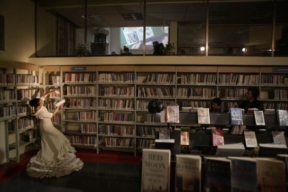 סִפְרִיָּה בַּלַּיְלָה - _DSC8284