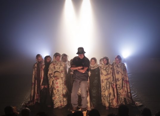 רפול והים - Different View