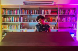 סִפְרִיָּה בַּלַּיְלָה