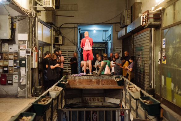 May Zarhy - Kol Yom - credit Dor Kedmi