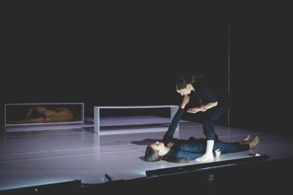 מכח אותה תנועה - mekoachOtatnua_46