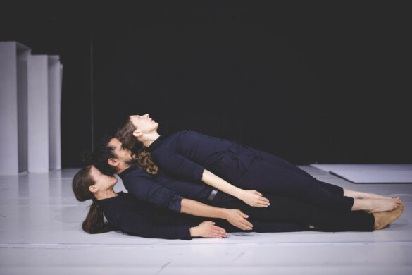 מכח אותה תנועה - mekoachOtatnua_61