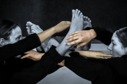 מכח אותה תנועה